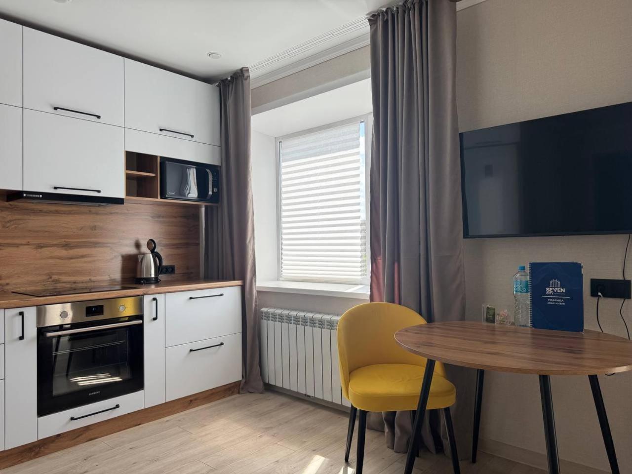 Seven City Apartments Семей Екстер'єр фото