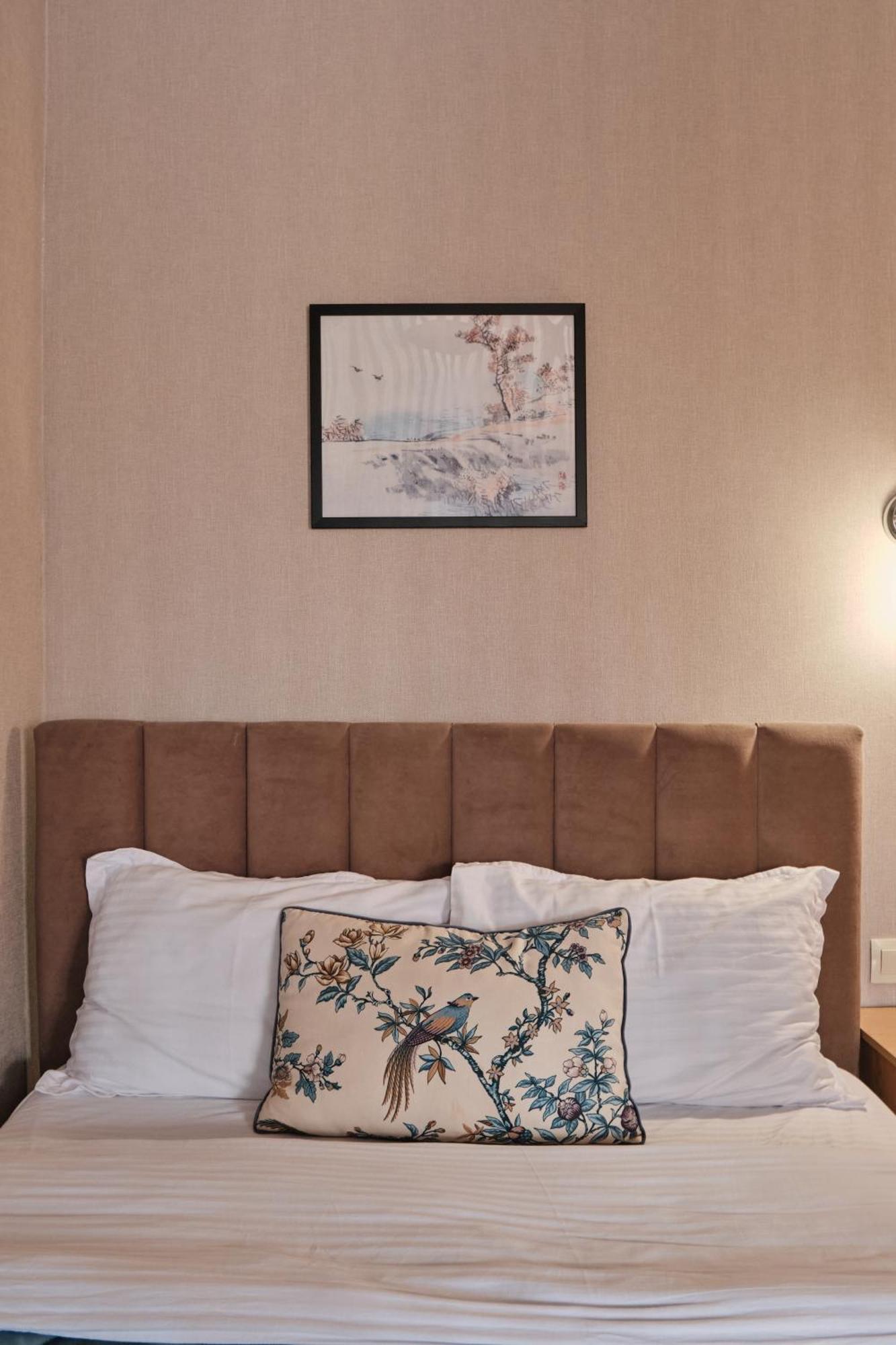 Seven City Apartments Семей Екстер'єр фото